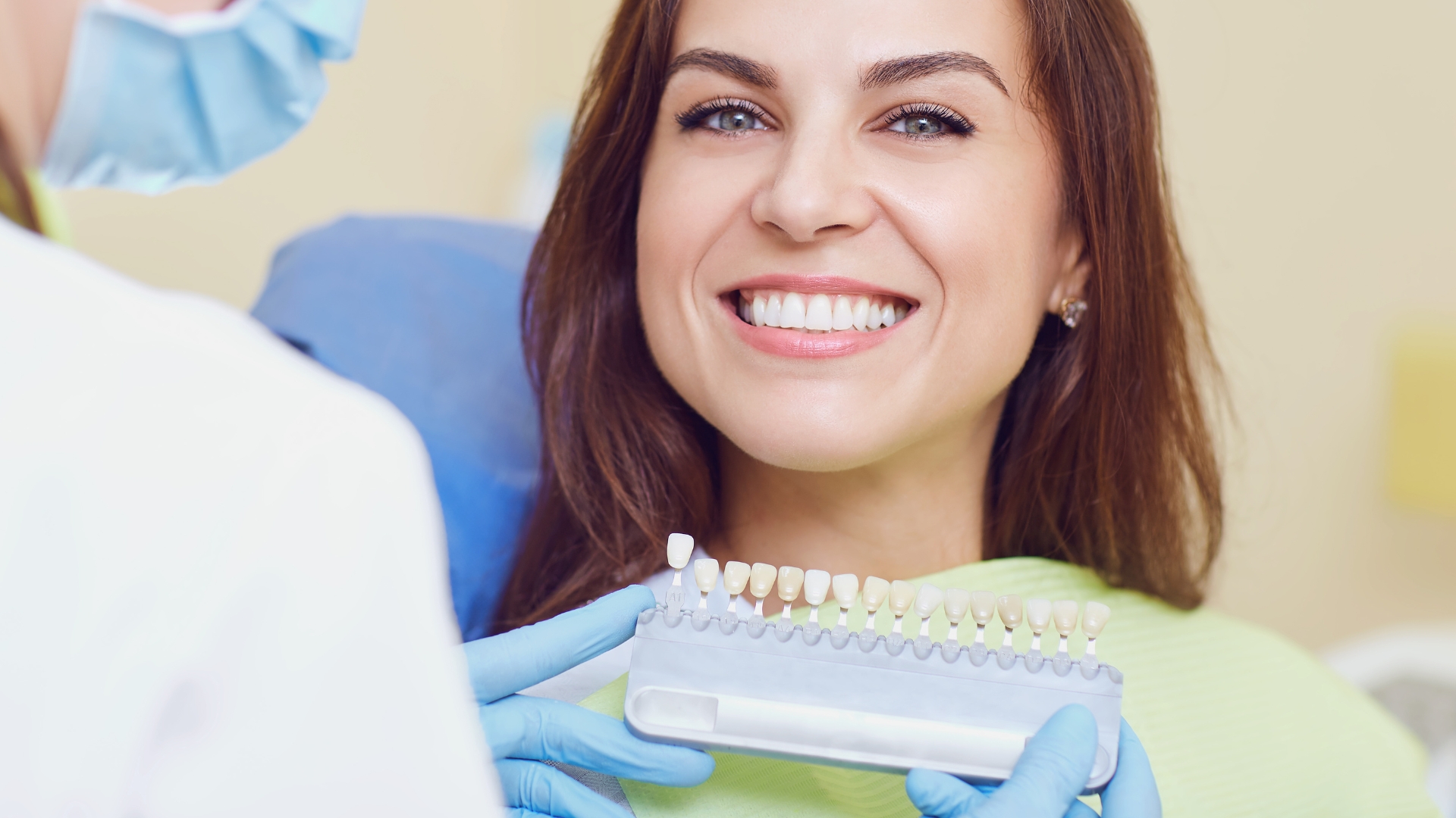 Multiple dental implants bridge
